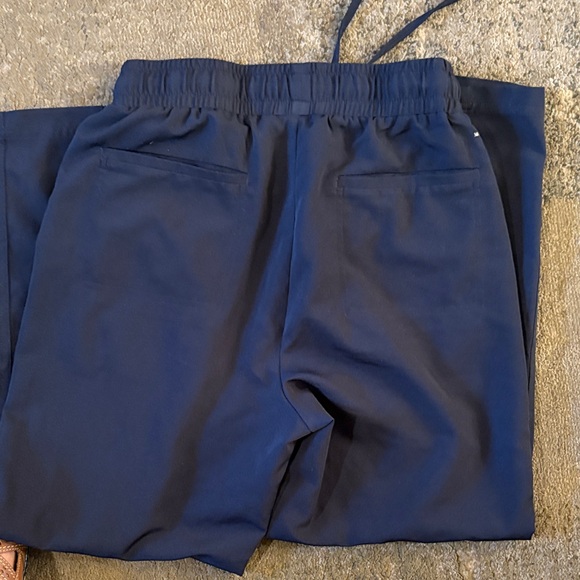 Mondetta woman’s black Joggers - Picture 5 of 5